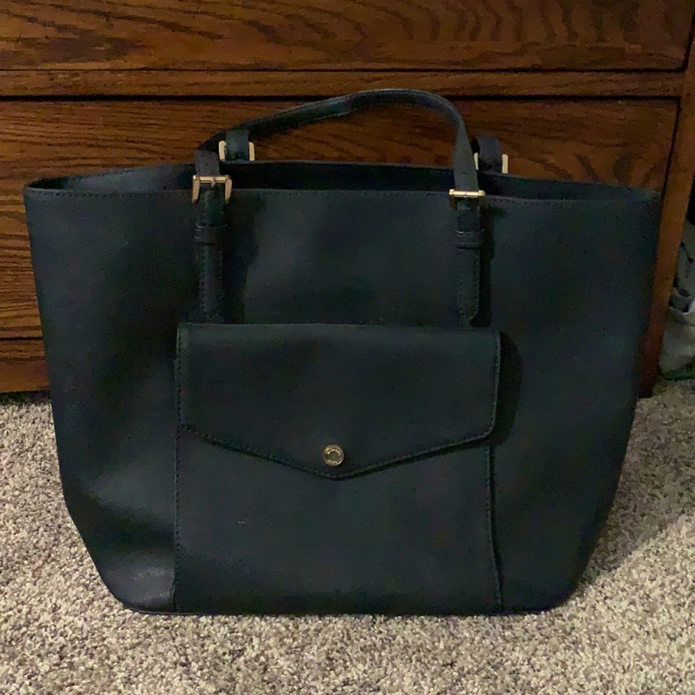 Michael Kors Jet Set Multifunction Pocket Tote